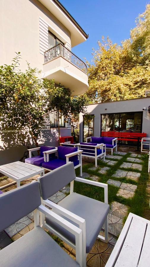 Hotel Antigone Tirana Exterior foto